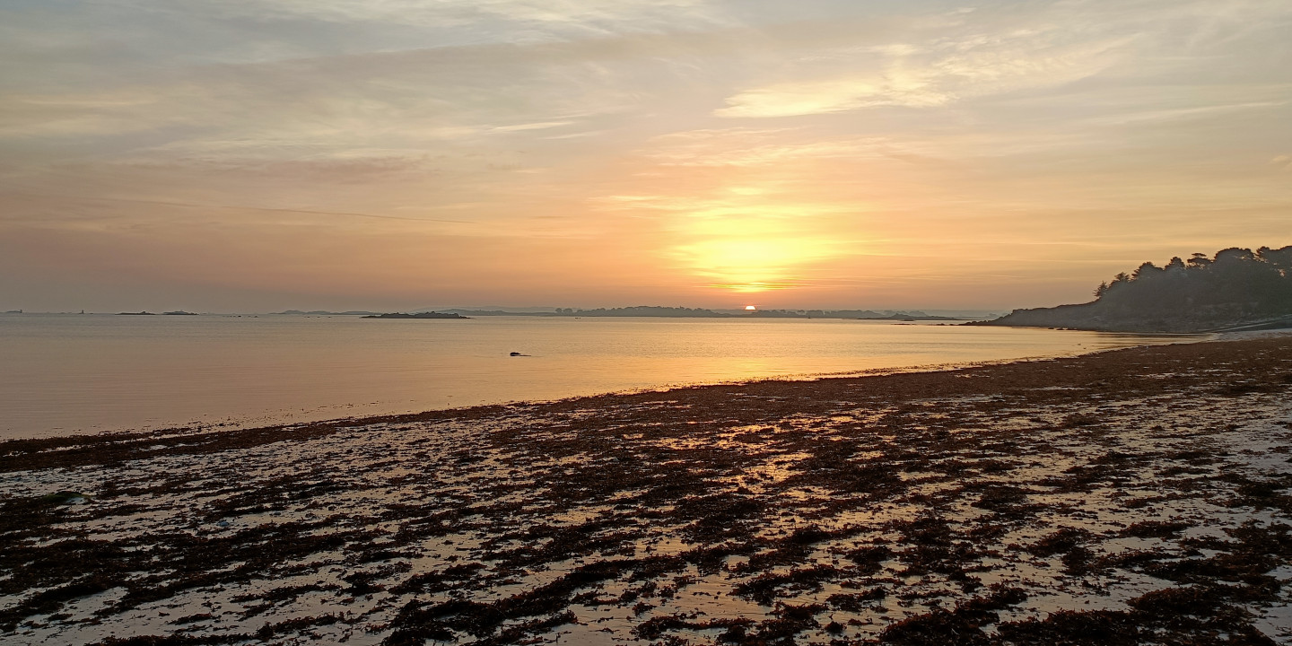 Camping Baie de St Pol - Bretagne (17).jpg